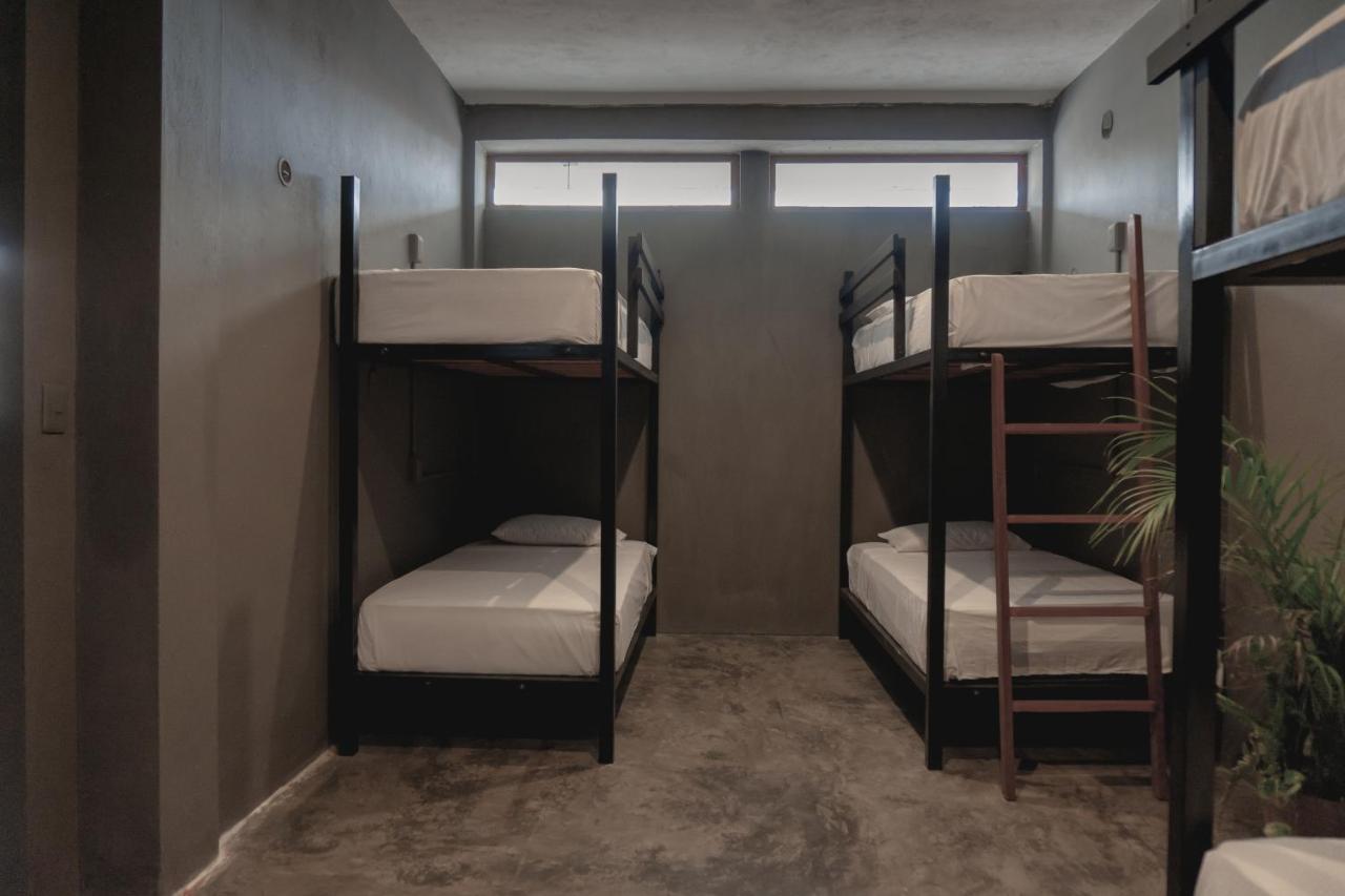 בקאלאר Hostel Local2 מראה חיצוני תמונה